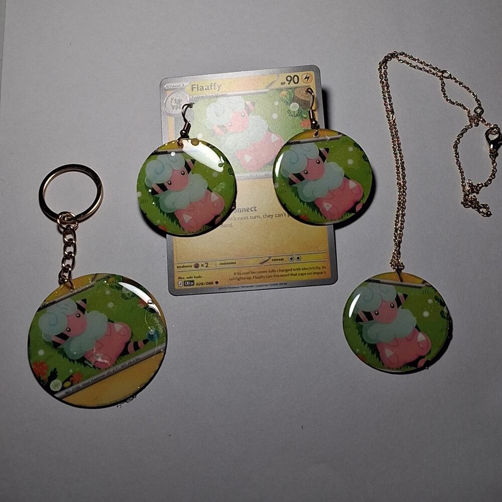 Handmade Flaaffy Jewelry Set Earrings Necklace Keychain Set Round Resin Card